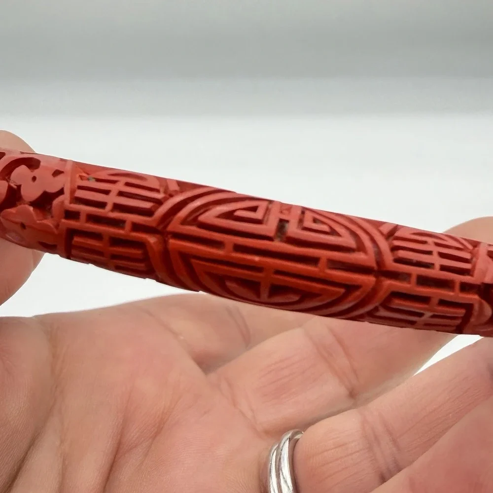 Vtg Chinese Cinnabar Carved‎ Bangle Bracelet Red Lacquer Deeply Carved Intricate